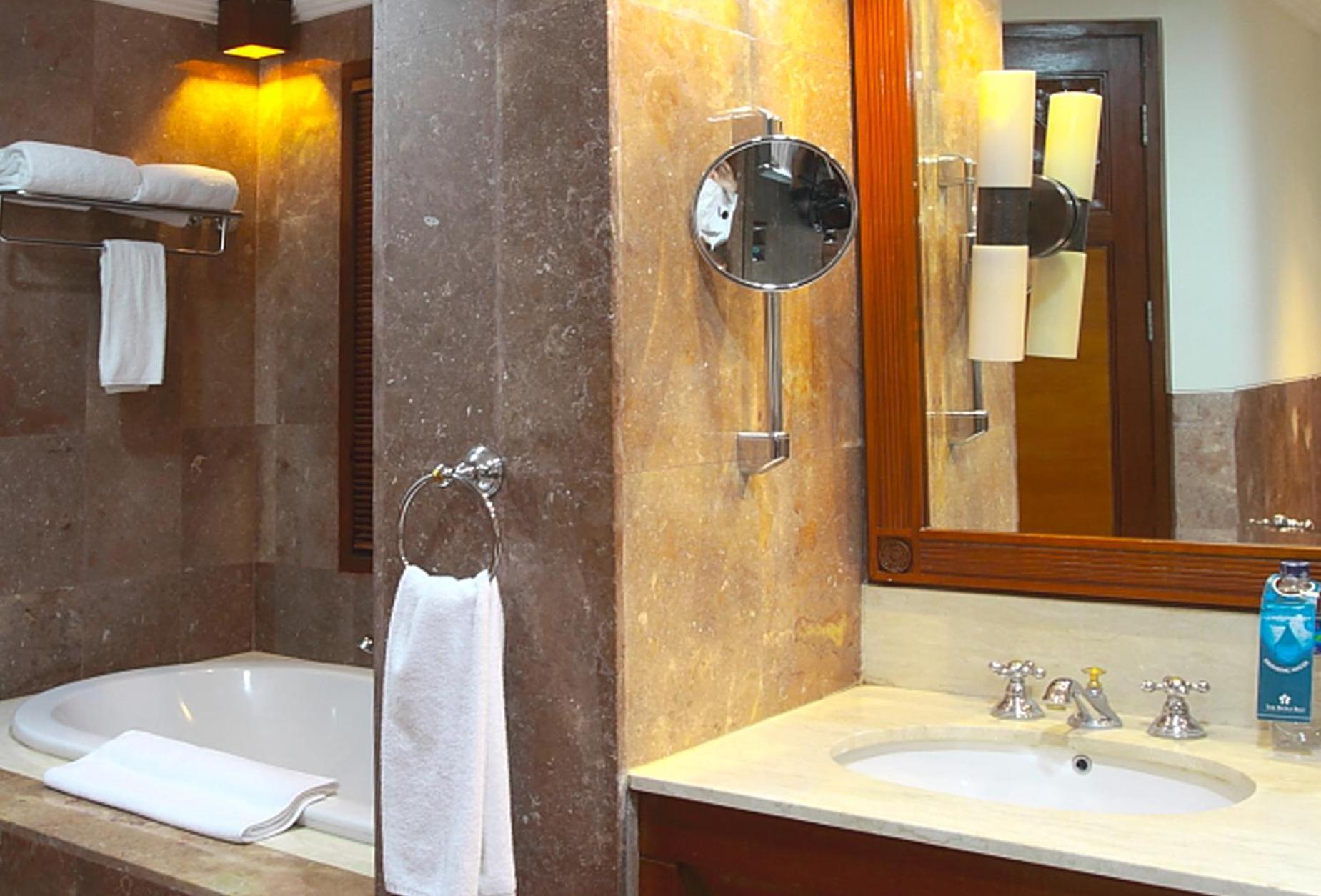 קוטה לומבוק Villas At The Patra Bali Resort And Villas - Chse Certified מראה חיצוני תמונה